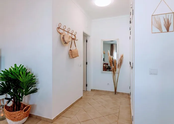 아파트 1 Bed With Pool In *